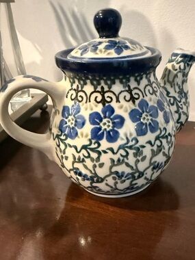 Boleslawiec Polish pottery Hand Made in Poland mini tea pot
